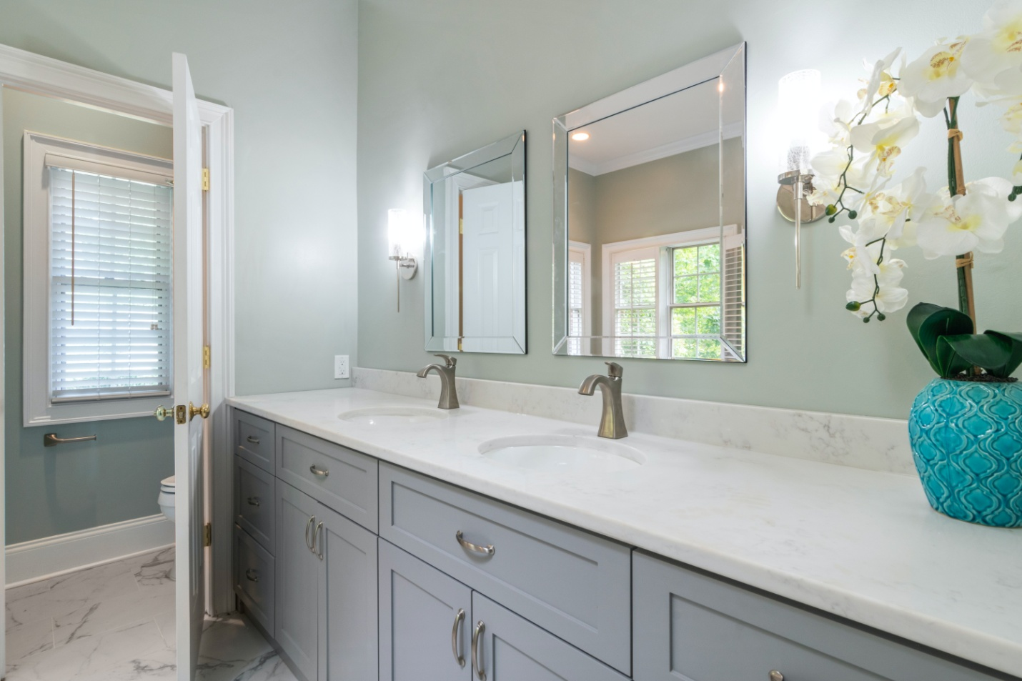 How to Choose the Right Bathroom Sink