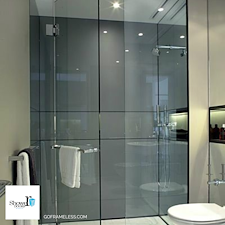 Custom-Glass-Shower-Enclosures-Elevate-Your-Bathrooms-Aesthetic 0