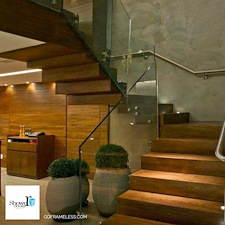 Elevate Your Home with Glass Staircase Railings: The Perfect Blend of Style, Space, and Safety