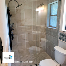 Professional-Glass-Installation-Why-Experience-Matters-for-Your-Custom-Shower-Glass 2